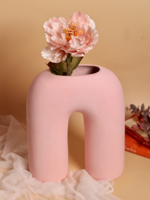 1_18a24a8d-a898-4088-abcd-5a17b086b544.png Pink Leg Vase