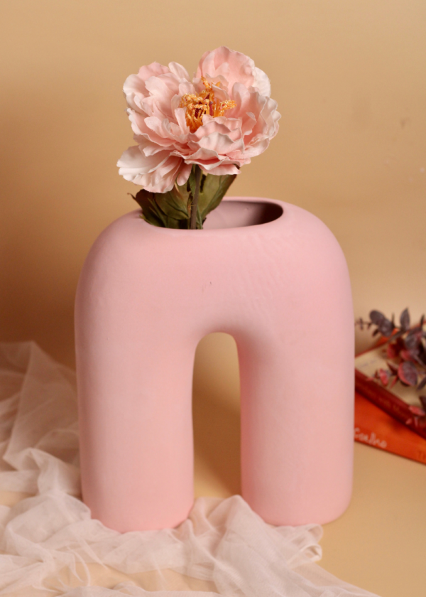 1_18a24a8d-a898-4088-abcd-5a17b086b544.png Pink Leg Vase