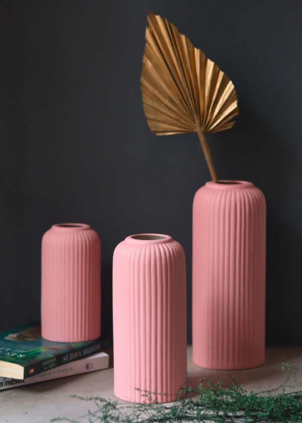 Pink Ribbed Vase - Set of 3
