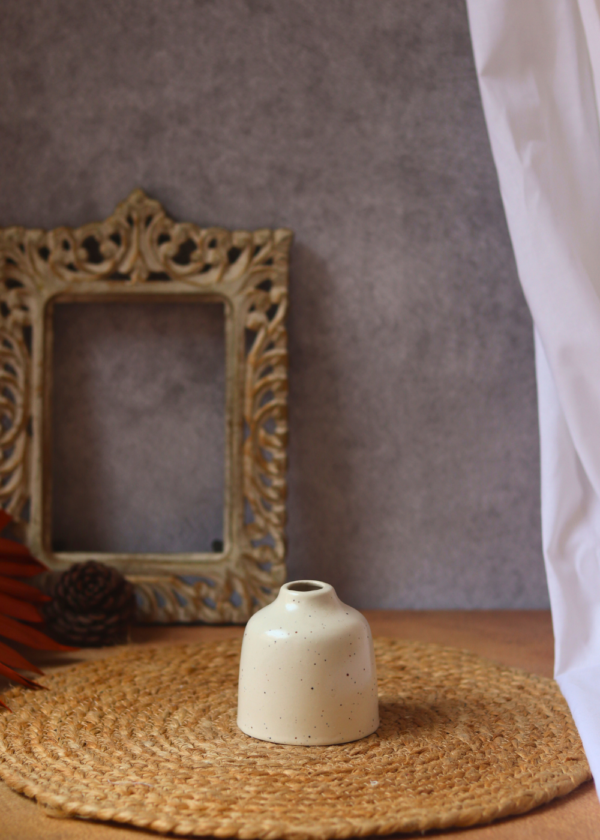 Cream Bud Vase - Short