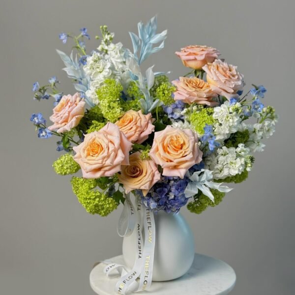 Hummingbird & Vase (Faux Flower)