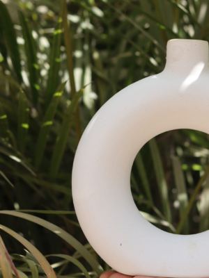 Untitleddesign_65.png Small Donut Vase - White
