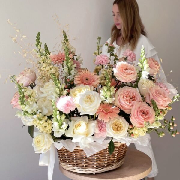 fdgfdgdgd5555555-860x860-1.jpg Gentle Embrace (Faux Flower)