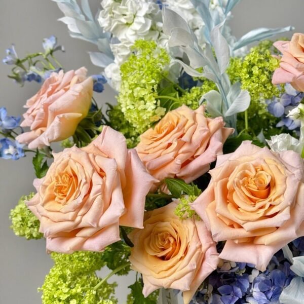 Hummingbird & Vase (Faux Flower)